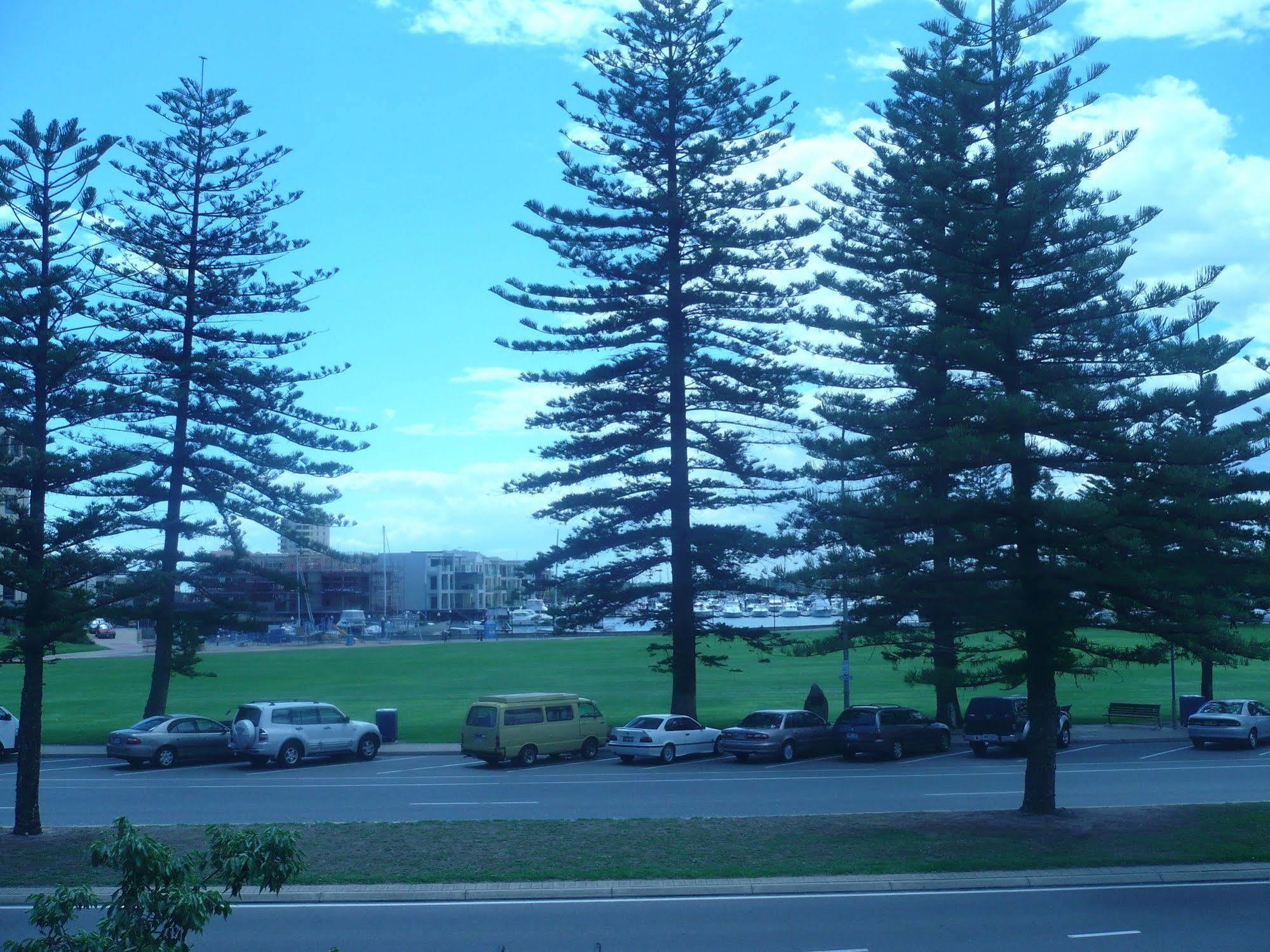 Econo Lodge Dockside Glenelg Adelaïde Extérieur photo